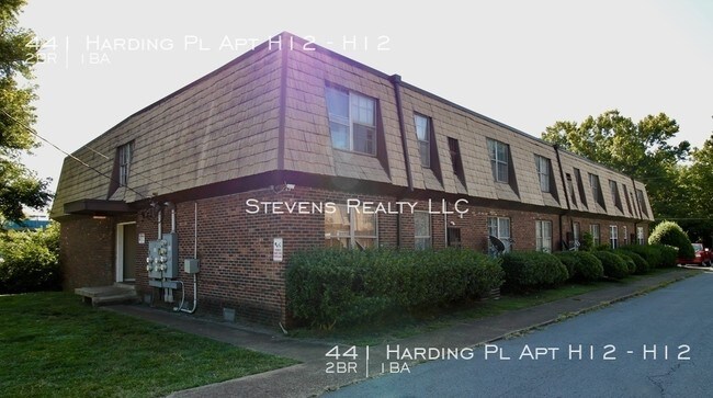 Foto del edificio - 441 Harding Pl