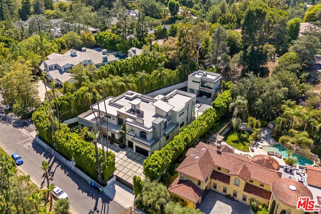 Foto principal - 4111 Valley Meadow Rd