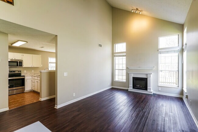 Building Photo - 1052 Mulberry Way