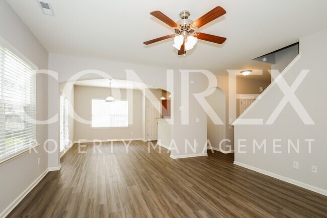 Foto del edificio - Charming 4 Bedroom Home