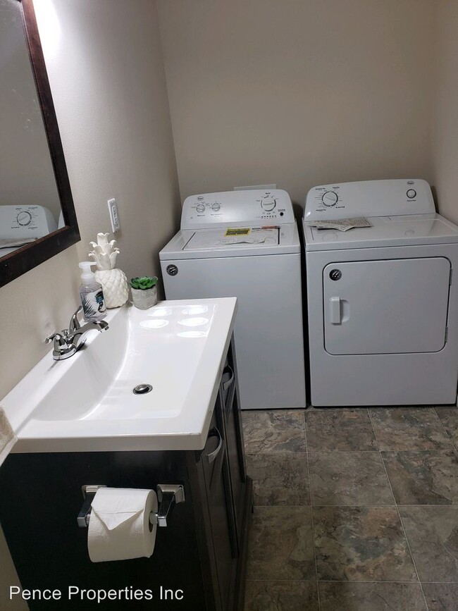 Foto del edificio - 6030 N Astor St