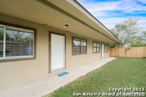 Foto del edificio - 522 Altitude Dr