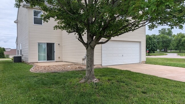 Building Photo - 3001 Kellerton Pl