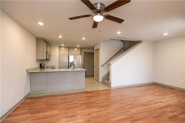 Foto del edificio - 3428 SW Vel Mews