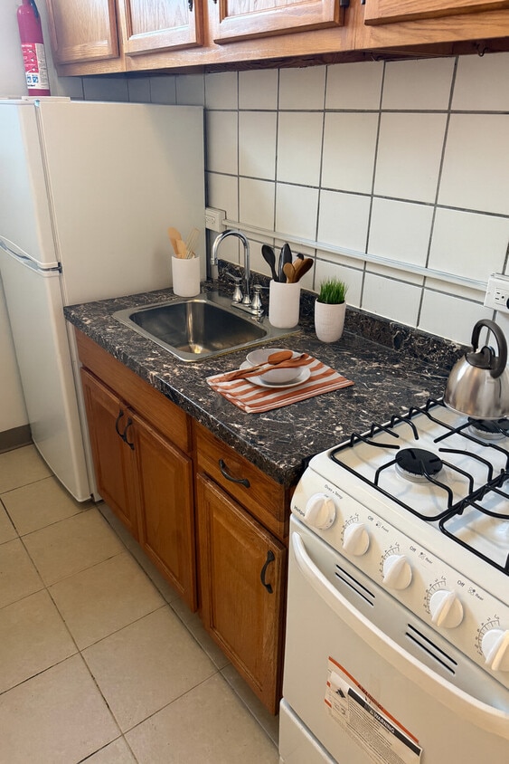 Foto del edificio - 4746 S Drexel Blvd