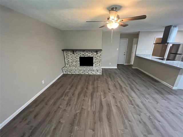 Building Photo - 5902 Highcrest Dr
