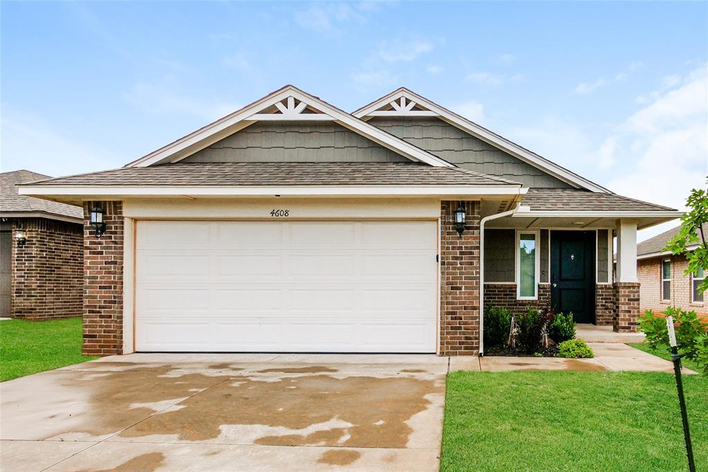Foto principal - 4608 Crystal Clear Ln