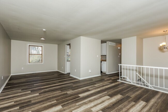 Foto del edificio - 4042 Cozycroft Drive