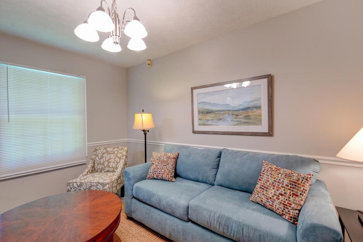 Foto principal - 3712 Oil Creek Dr
