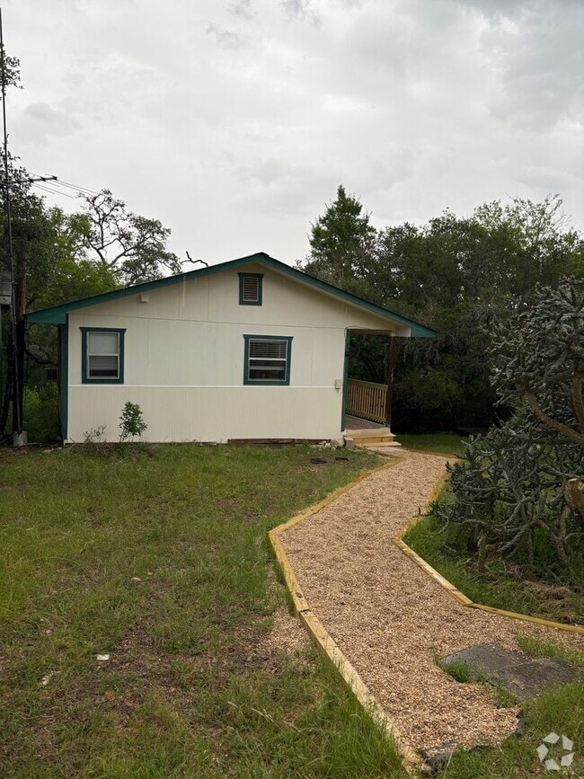 Building Photo - 163 Oak Ridge Trail