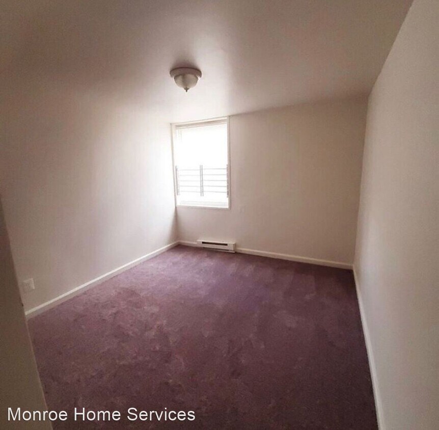 Building Photo - 5700 Radecke Ave