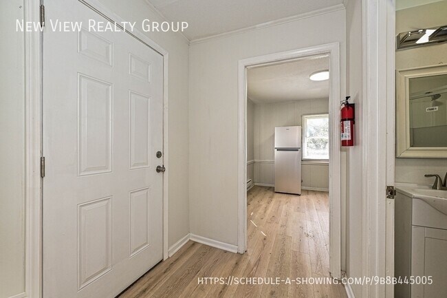 Foto del edificio - 306 E Hudson St