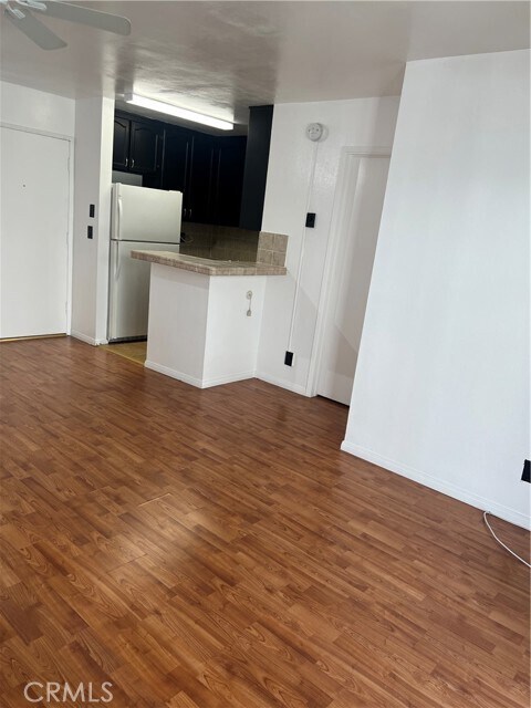Building Photo - 210 S La Fayette Park Pl