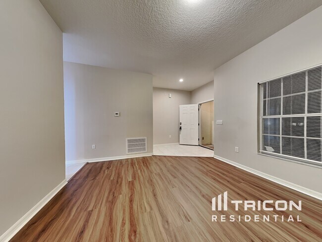 Foto del edificio - 9717 Cypress Harbor Dr