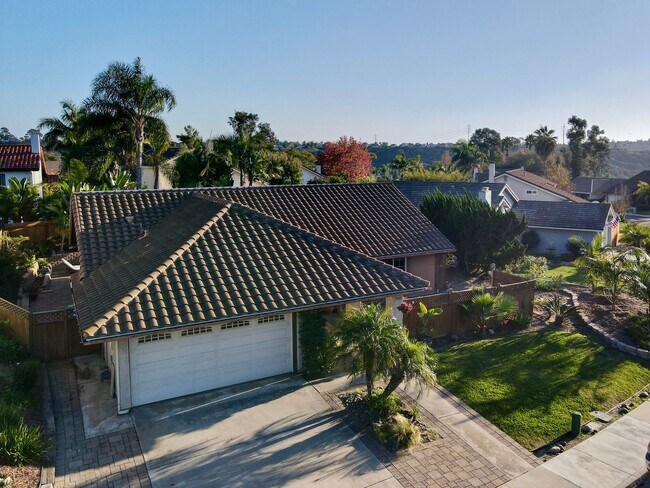 Building Photo - Ranch Style Home in Rancho Pondarosa Community