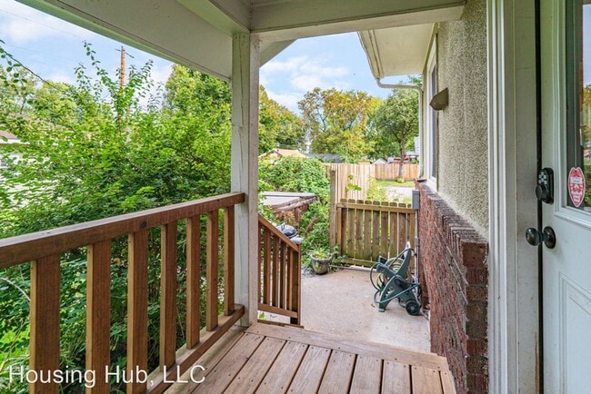 Building Photo - 4 br, 1.5 bath House - 803 Englewood Ave
