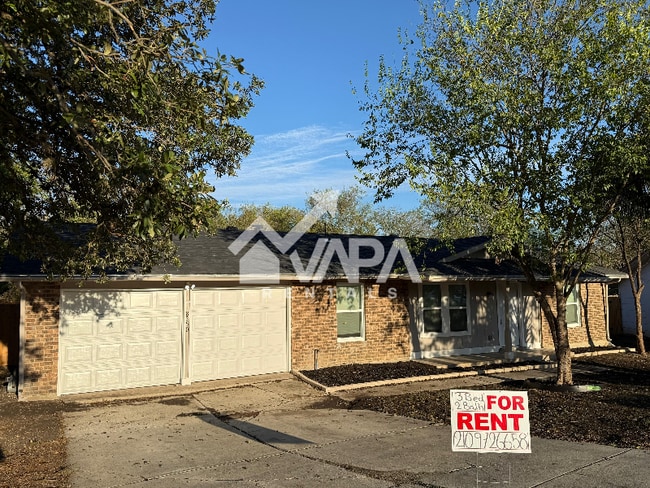 Photo - 8350 Hastings House