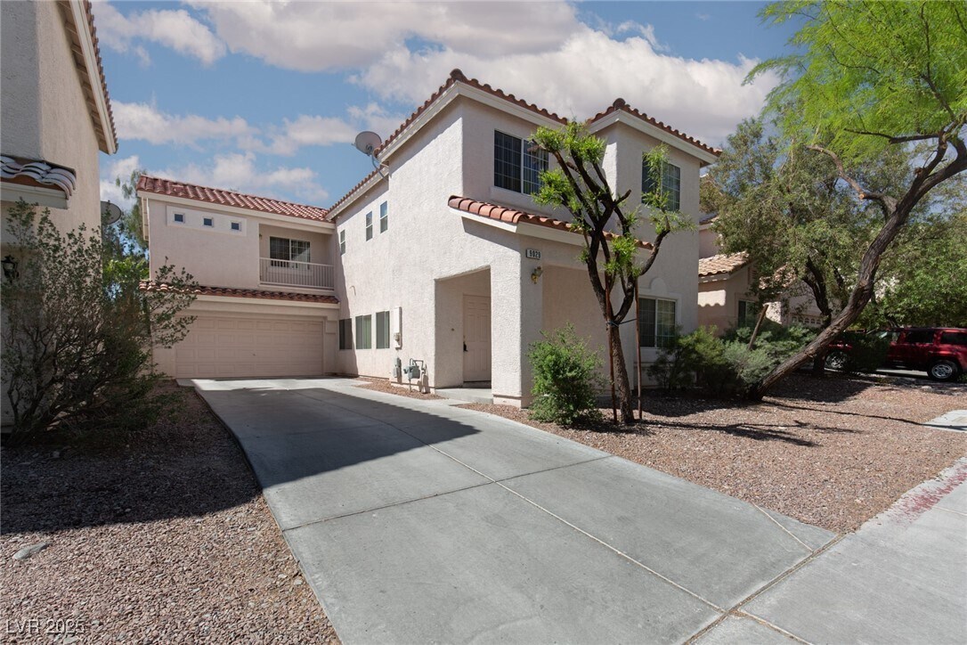 Foto principal - 9029 Mossy Hollow Ave
