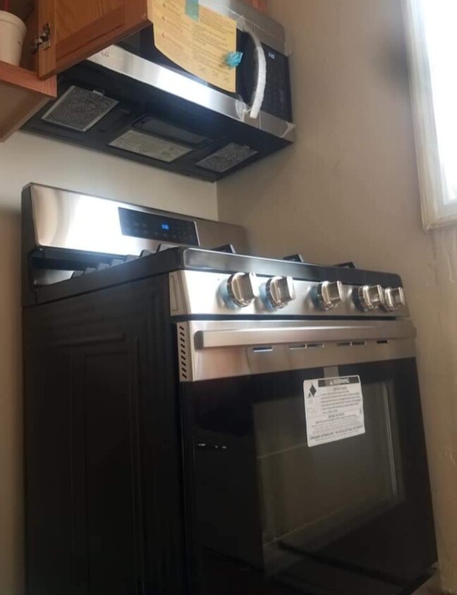 Primary Photo - 1020 Mount Holly St