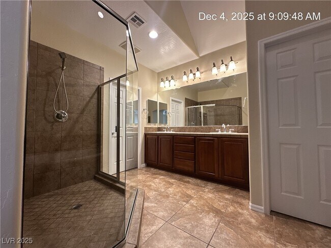 Foto del edificio - 9216 Tudor Park Pl