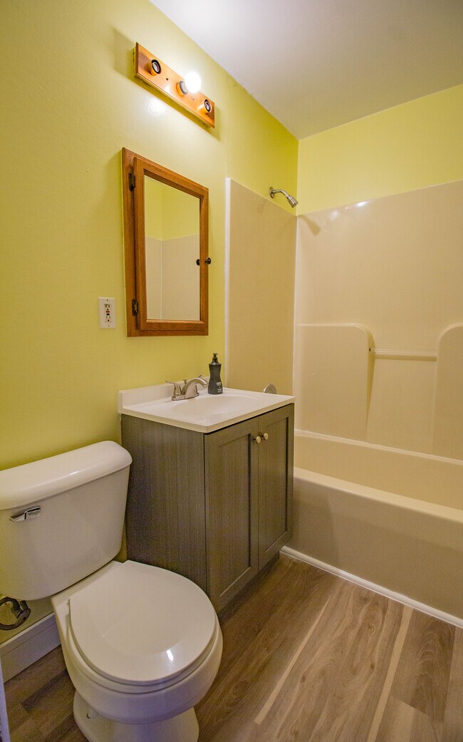 Foto del edificio - 2239 N 55th St