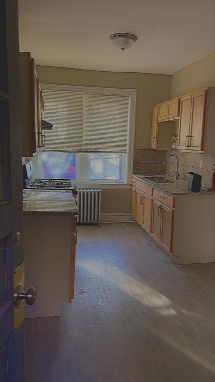 Foto del edificio - 7755 S Kingston Ave