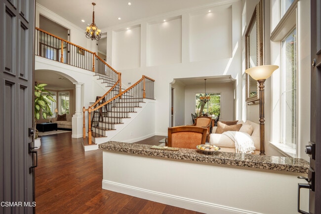 Building Photo - 1004 Lambourne Pl