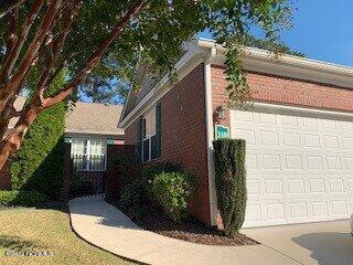 Primary Photo - 310 Lighthorse Cir