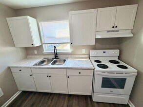 Building Photo - 1665 Maywick View Ln