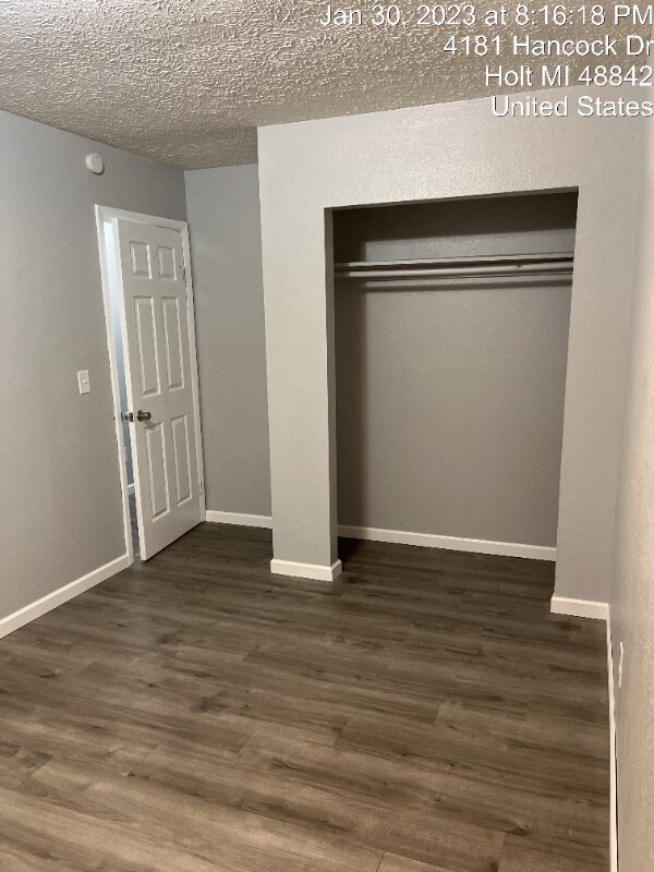 Foto del edificio - 4181 Hancock Dr