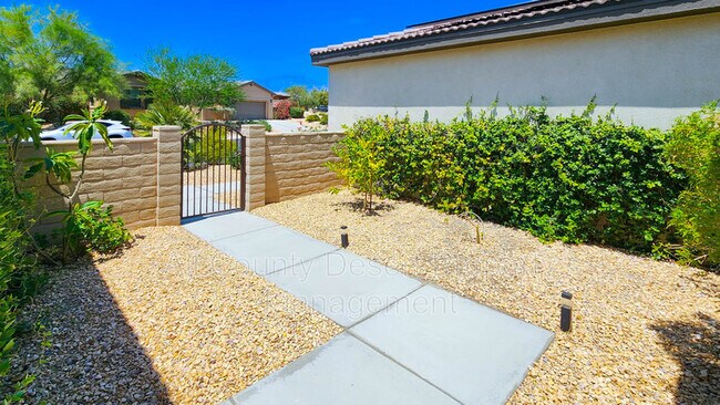 Building Photo - 73806 Picasso Dr