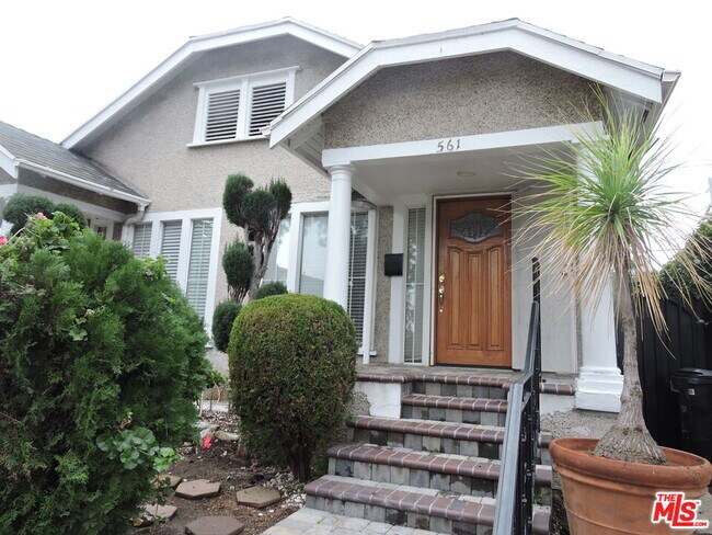 Building Photo - 561 N Windsor Blvd