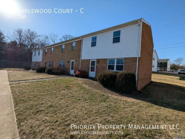 Foto del edificio - 31 Maplewood Ct