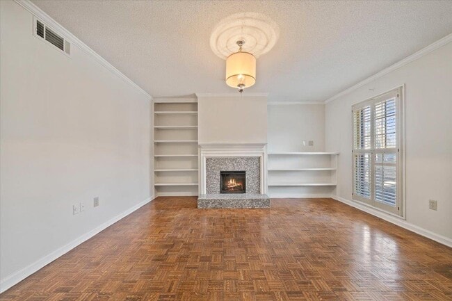 Building Photo - 1039 Park Ct Dr