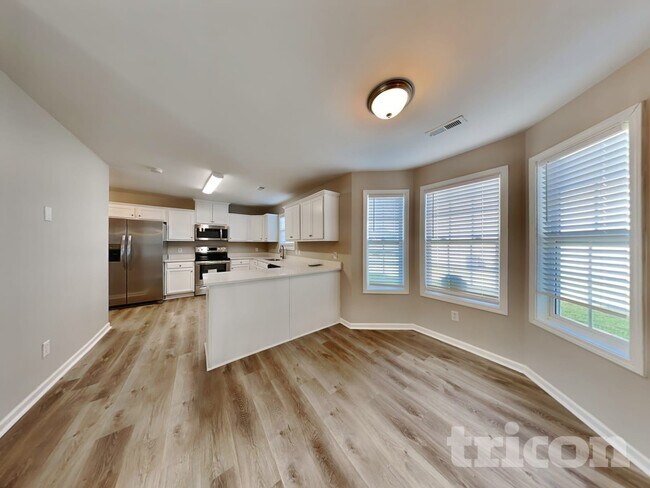 Building Photo - 800 Betsy Ross Trail