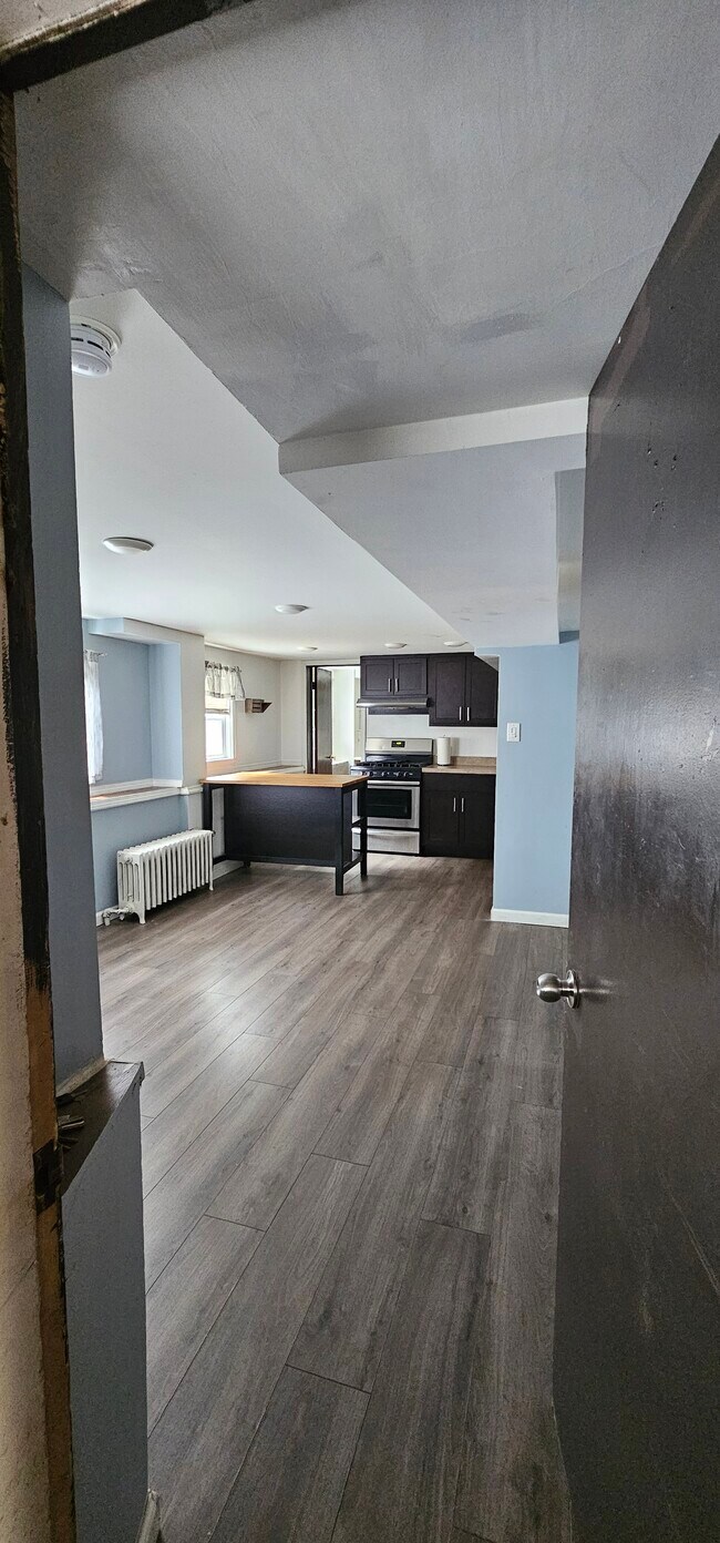 Foto del edificio - 3520 N Narragansett Ave
