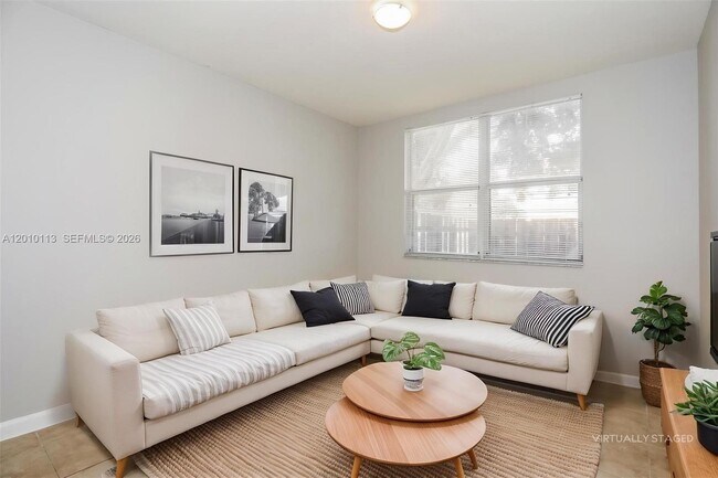Foto del edificio - 1495 NE 33rd Ave