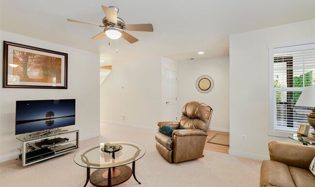 Foto del edificio - Snoqualmie home for rent - 3 bed, 2.5 bath, spacious loft.