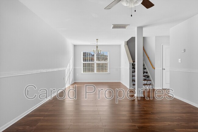 Foto del edificio - 3315 Runneymede Street SW