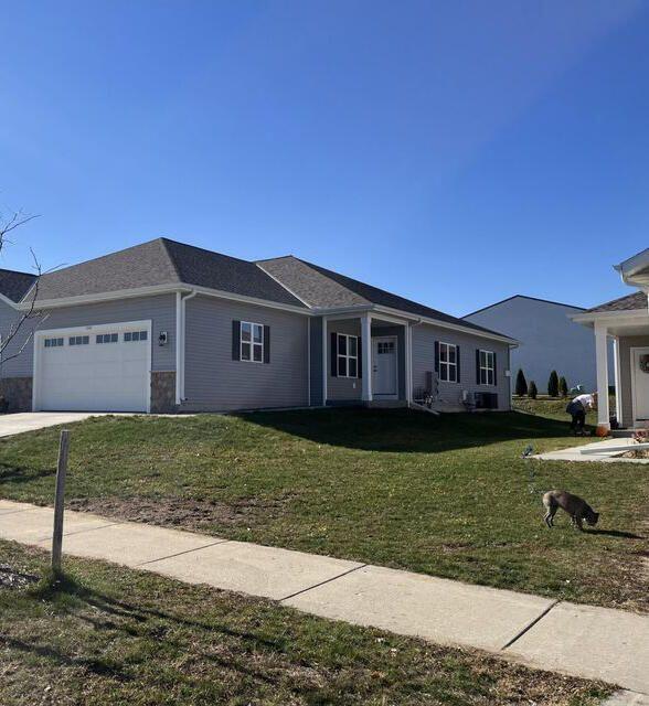Primary Photo - 1304 Daisy Dr