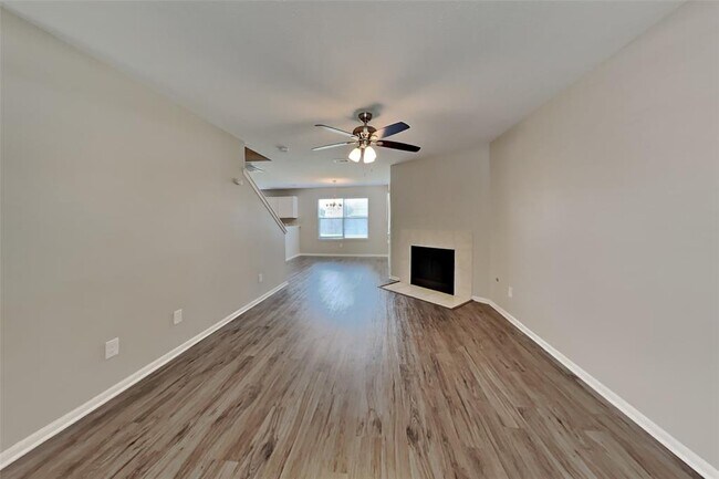 Building Photo - 18826 S Wimbledon Dr