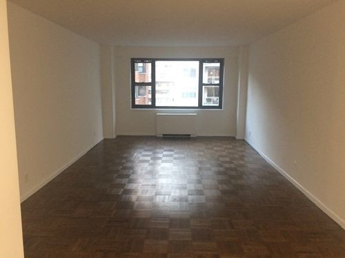 Foto principal - 407 E 59th St