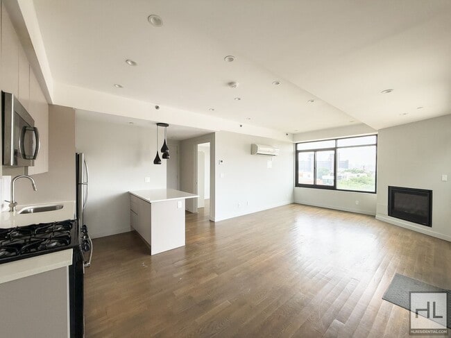 Building Photo - Bushwick Avenue / Spacious Penthouse 2-Bed...