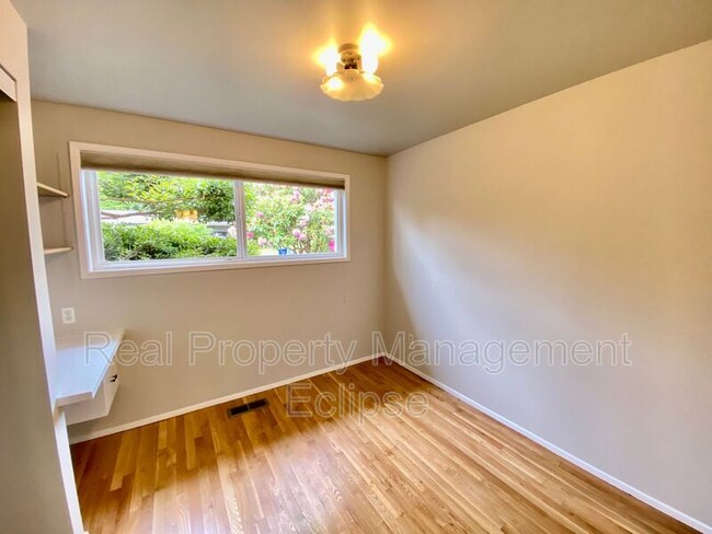 Foto del edificio - 16025 NE 3rd St