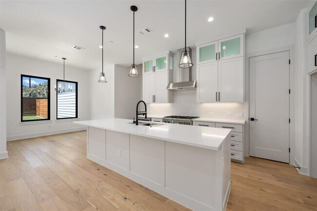 Foto del edificio - 4010 Valley View Rd