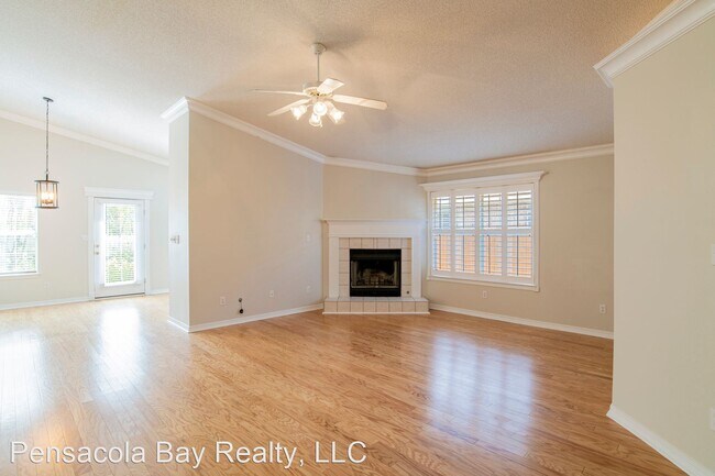 Foto del edificio - 3 br, 2 bath House - 709 Ladner Dr