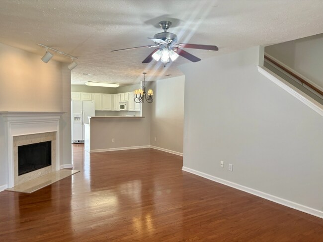 Foto del edificio - 3333 Harpeth Springs Dr