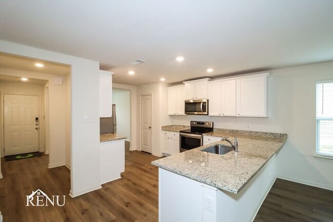 Foto del edificio - Coming Soon!