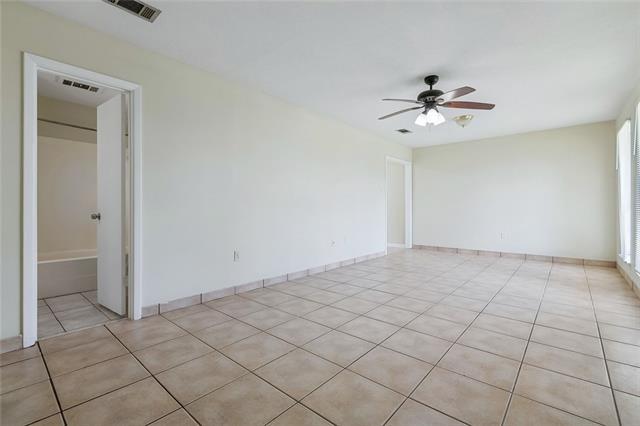 Foto del edificio - 141 N Betty Ln