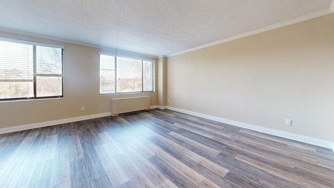 Interior Photo - The Whitmore